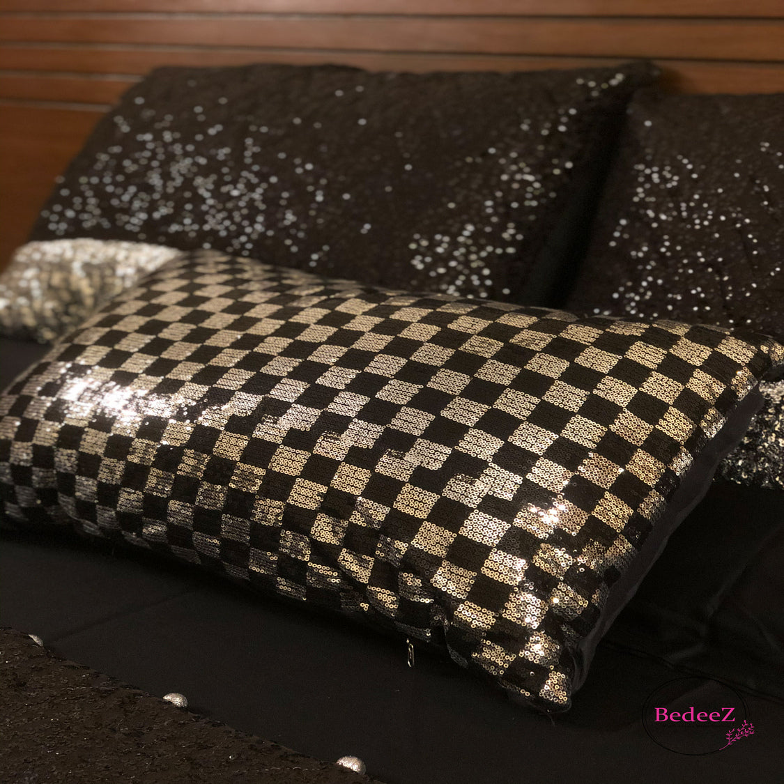 Black & Silver Glam Embroidered Bed Set3.0