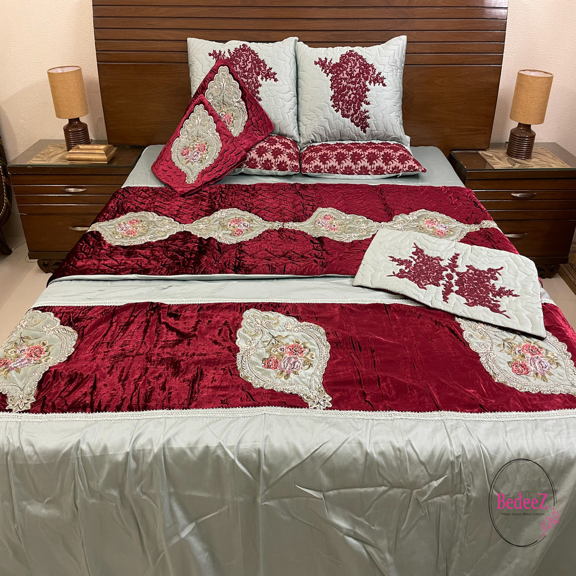 Crimson Velvet Floral Bed Set1.0