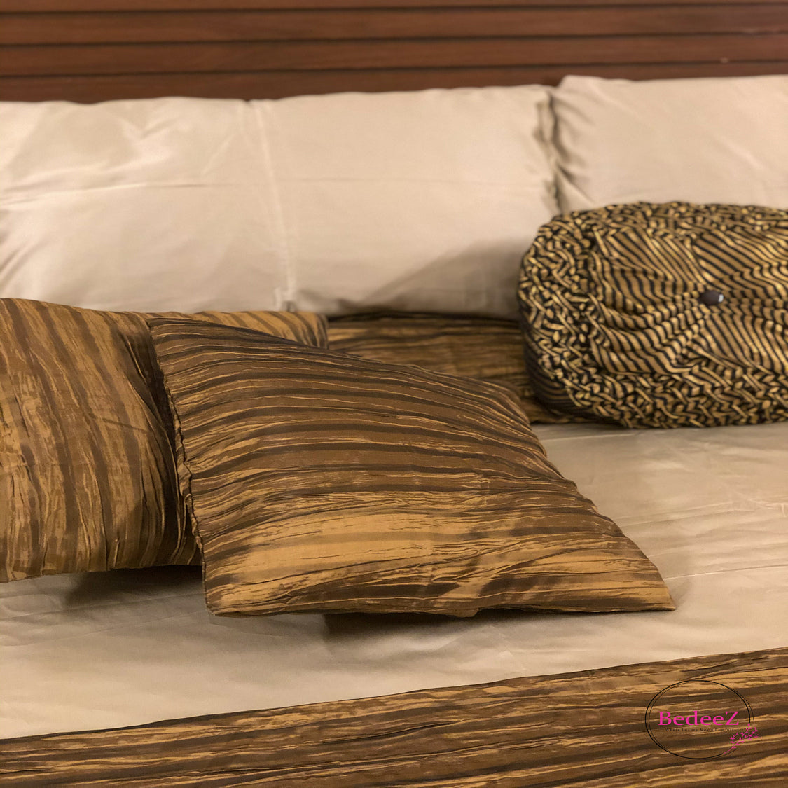 Earthy Elegance Bedding Set4.0