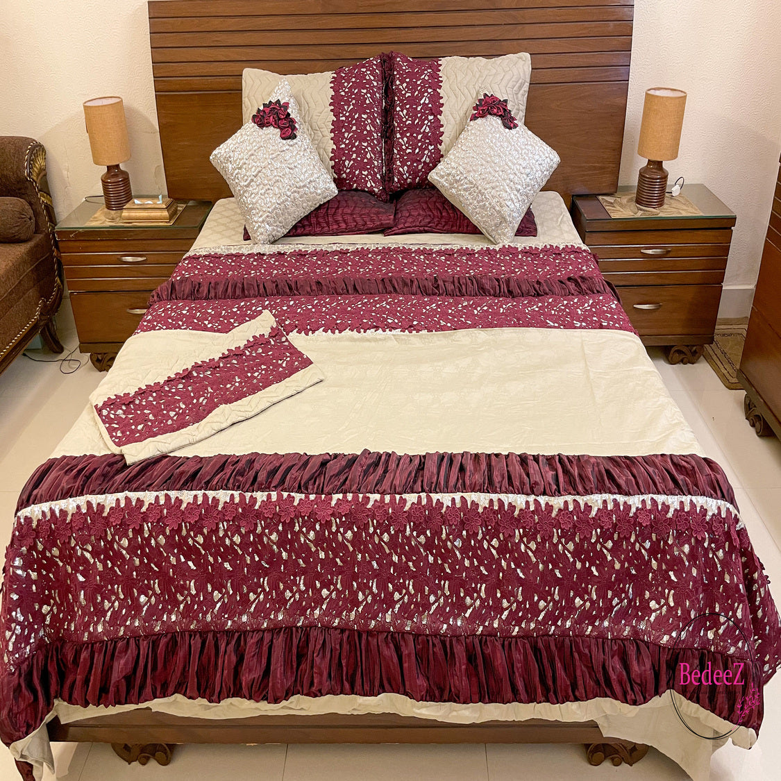 Elegant Maroon Floral Bed Set1.0