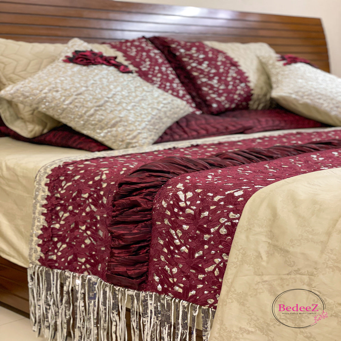 Elegant Maroon Floral Bed Set6.0