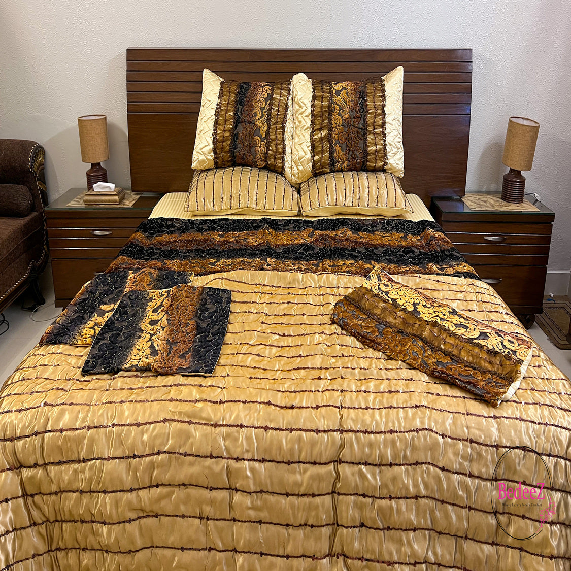 Golden Aura Bed Set1.0