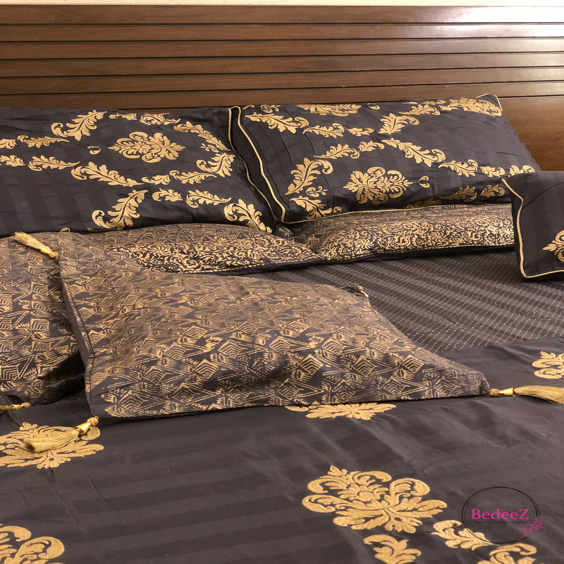 Golden Baroque Block-Print Bed Set3.0