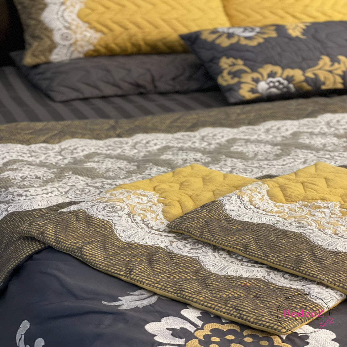 Golden Bloom Embroidered Bed Set6.0