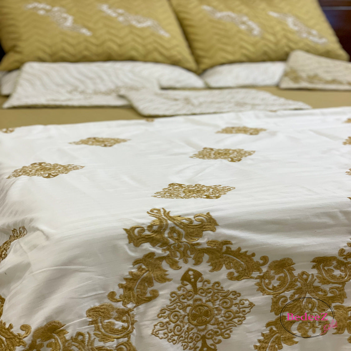 Golden Embroidered Bed Set6.0