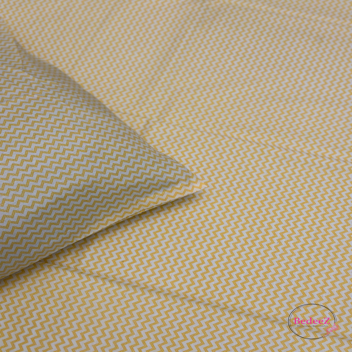 Golden Zigzag Single-Bed Bedsheet2.0