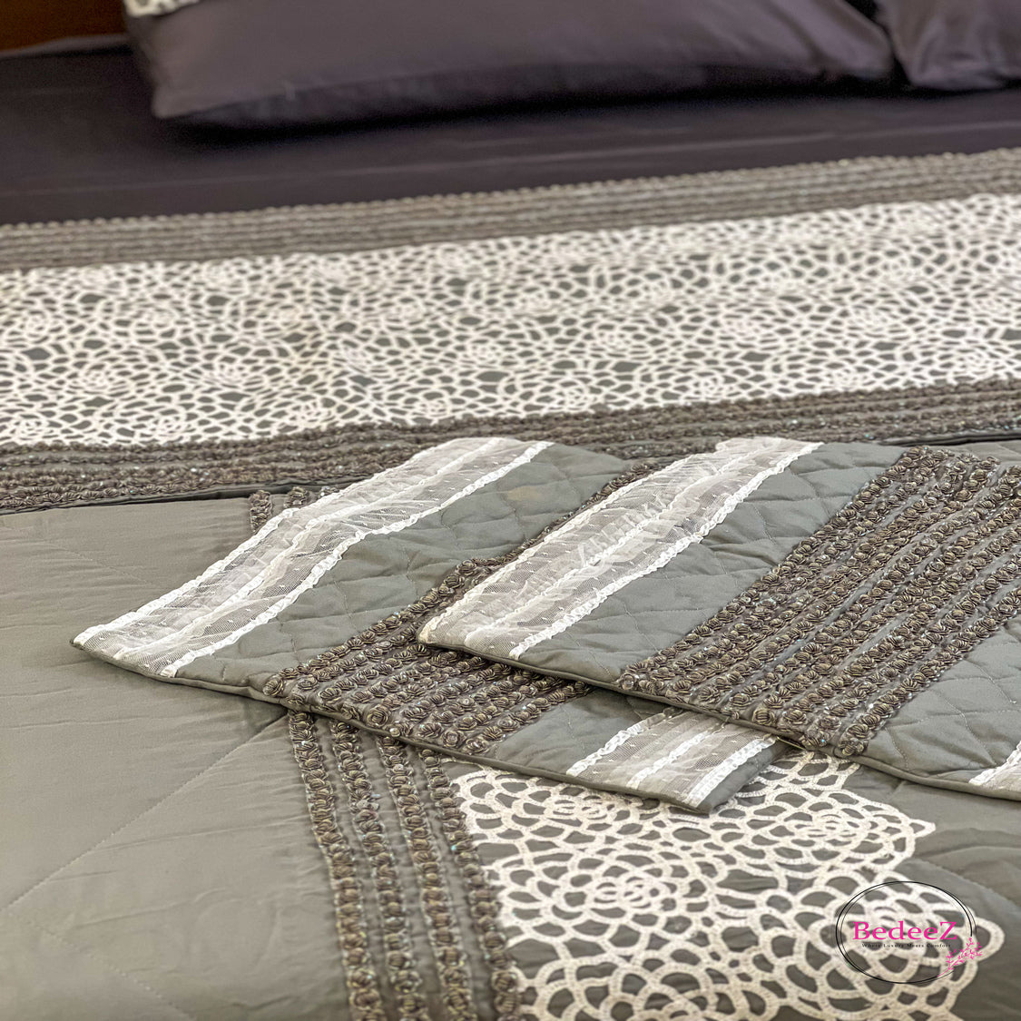 Gray Embroidered Lace Bed Set3.0