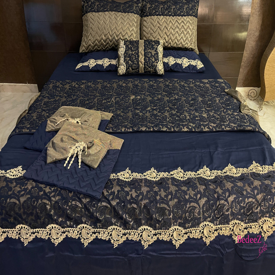 Midnight Blue Lace Embroidered Bed Set1.0