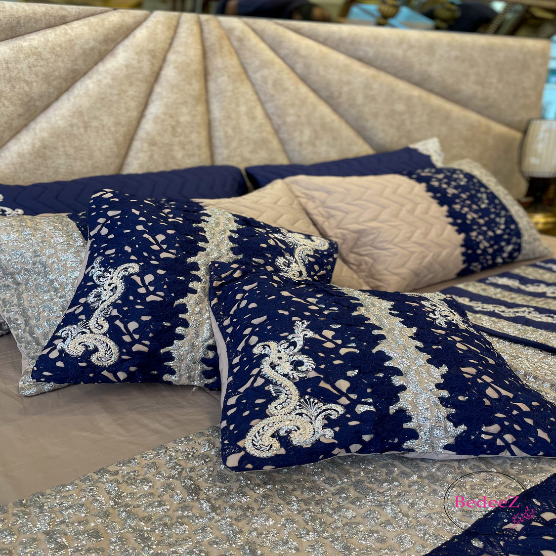 Navy Elegance Floral Bed Set6.0