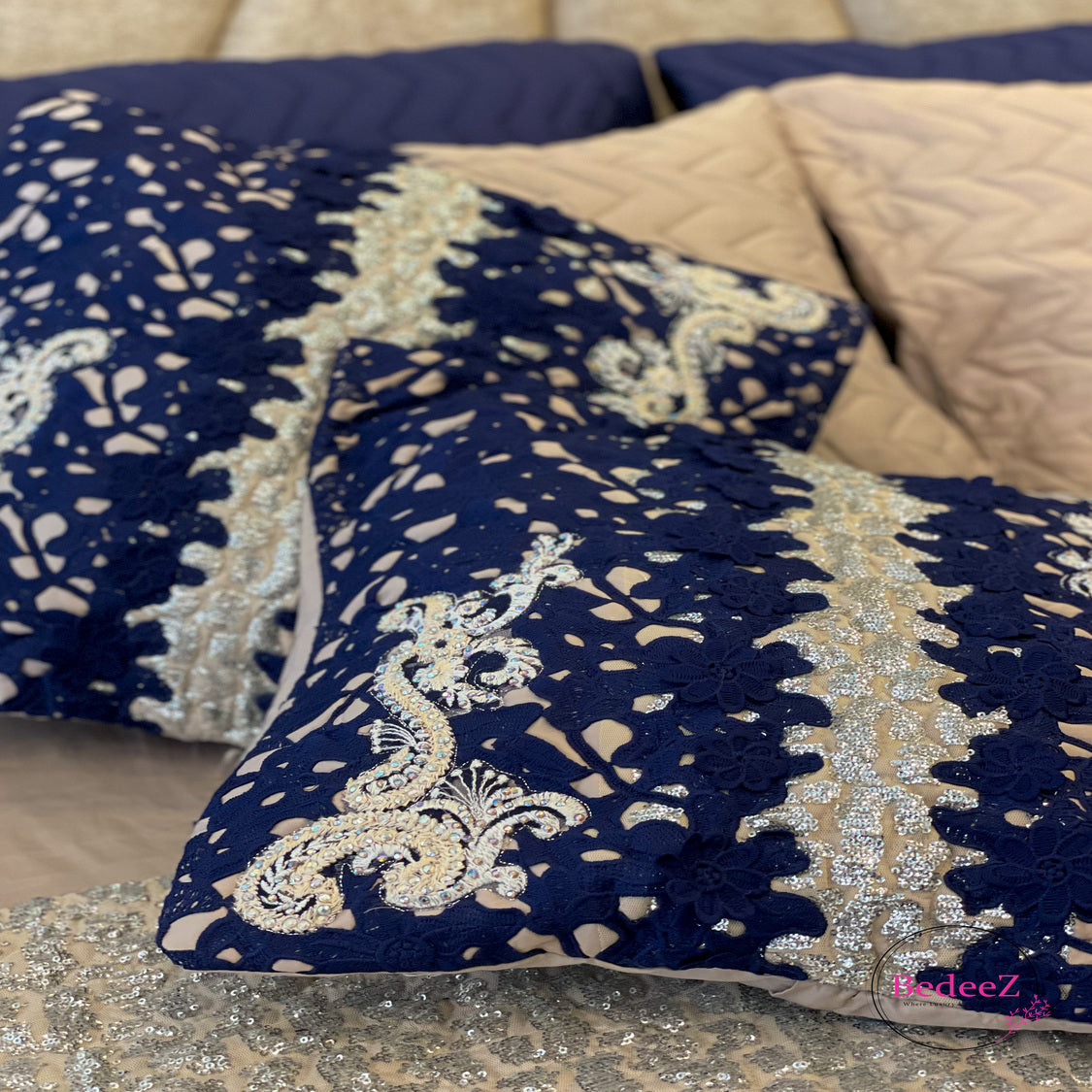 Navy Elegance Floral Bed Set7.0