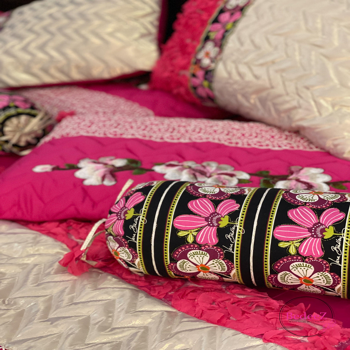 Pink Blossom Embroidered Bed Set2.0