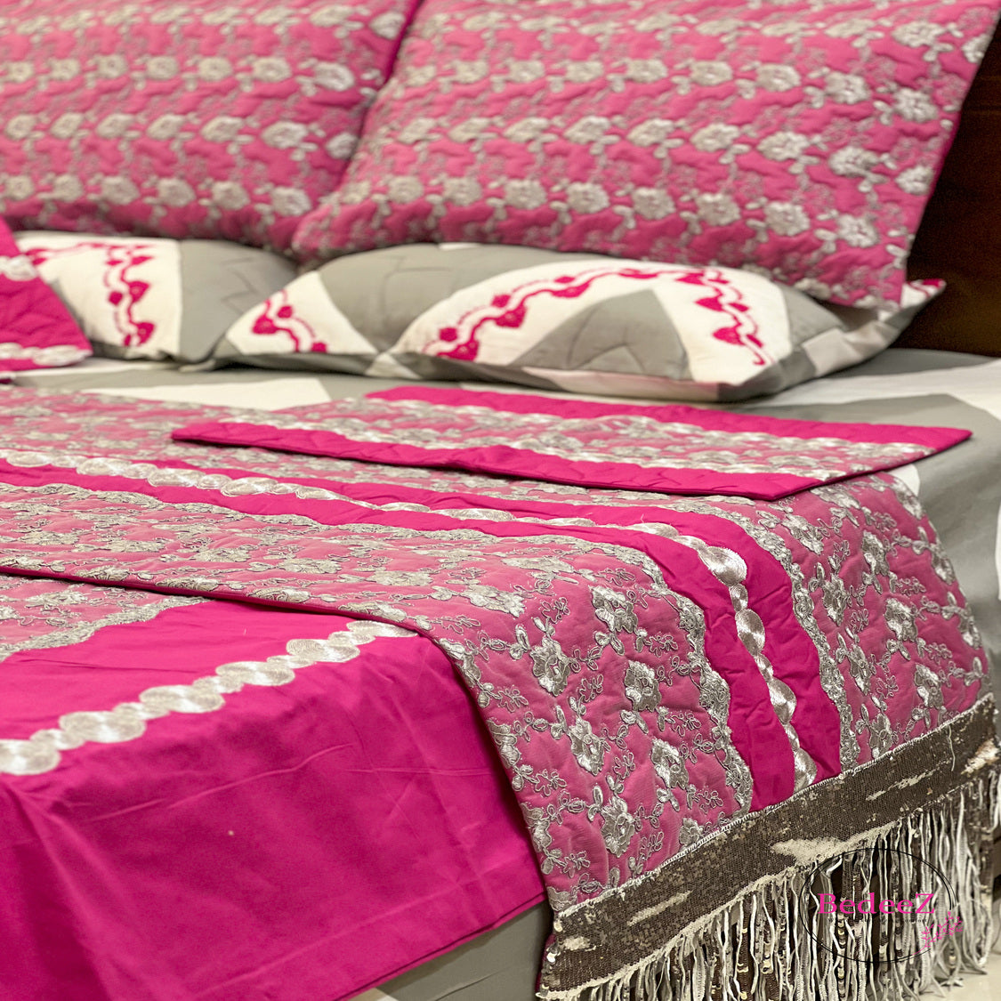 Radiant Blossom Bed Set6.0