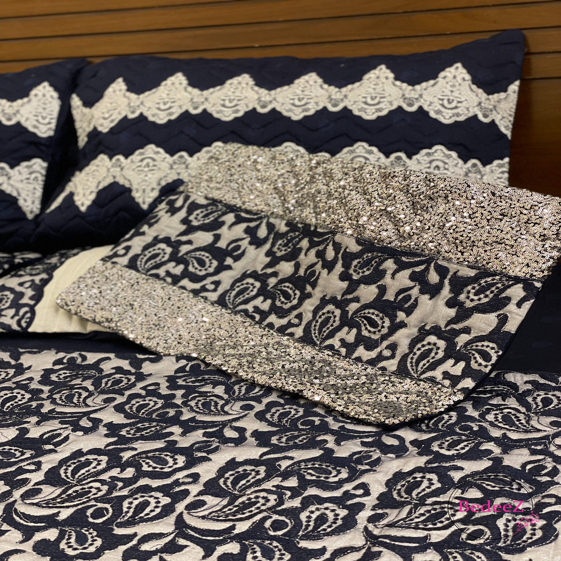 Royal Navy Lace Embroidered Bed Set5.0