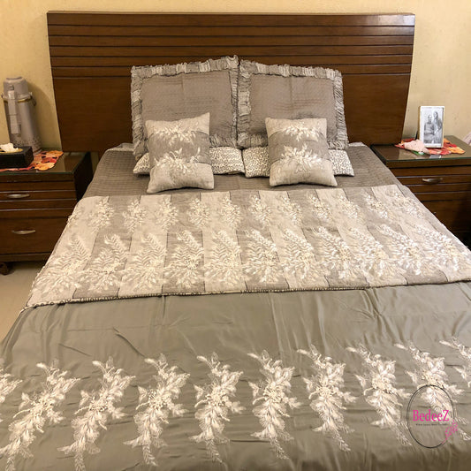 Silver Fern Embroidered Bed Set1.0