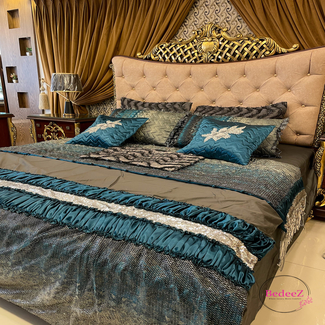 Teal Majesty Luxury Bedsheet Set4.0