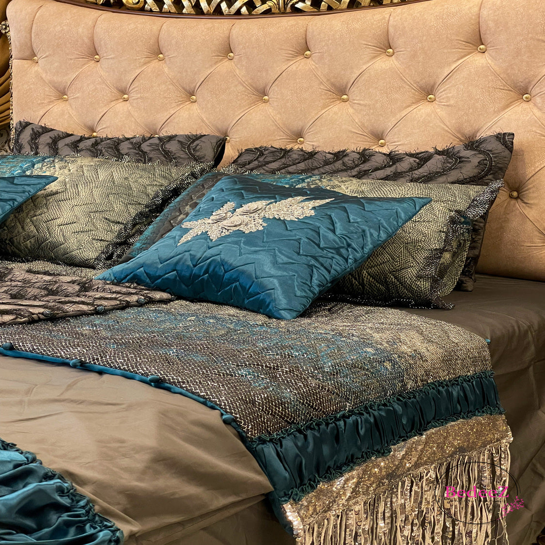 Teal Majesty Luxury Bedsheet Set6.0